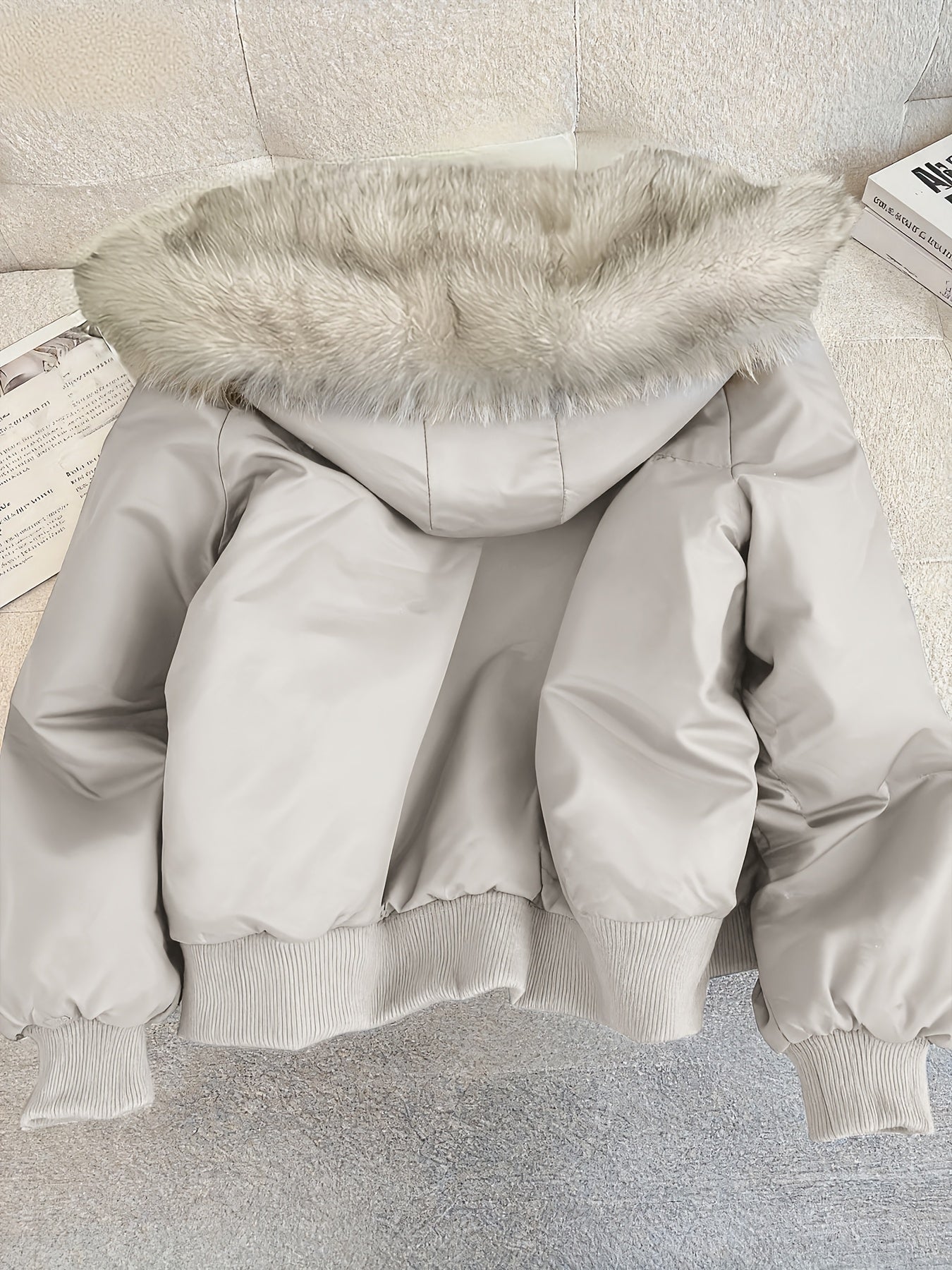 Veselina | Damesjas met capuchon en fleecevoering – Warme, harige winterjas, zachte casual bovenkleding