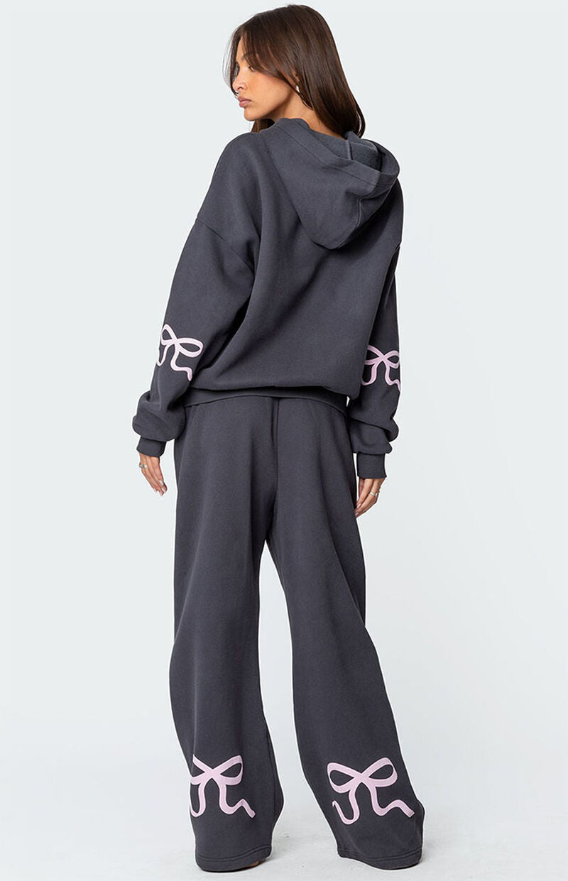 Deyora | Dames trainingspak – Hoodie & broek, minimalistische roze strik, casual lounge- en sportoutfit