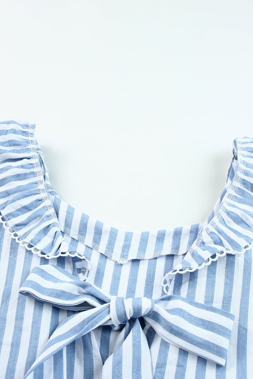 Nevena | Gestreepte Tanktop met Strikdetail op de Rug