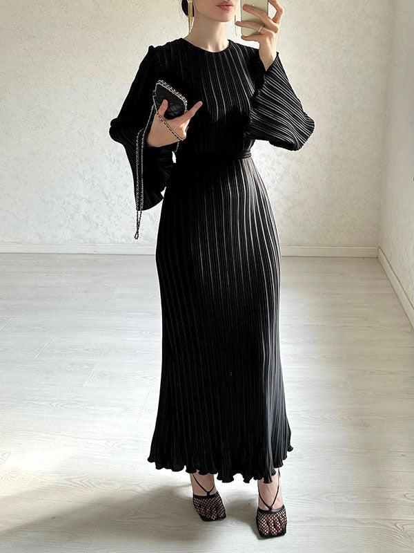 Evette | Pleated Long-Sleeve Maxi Dress - Elegant, Flowing Dress