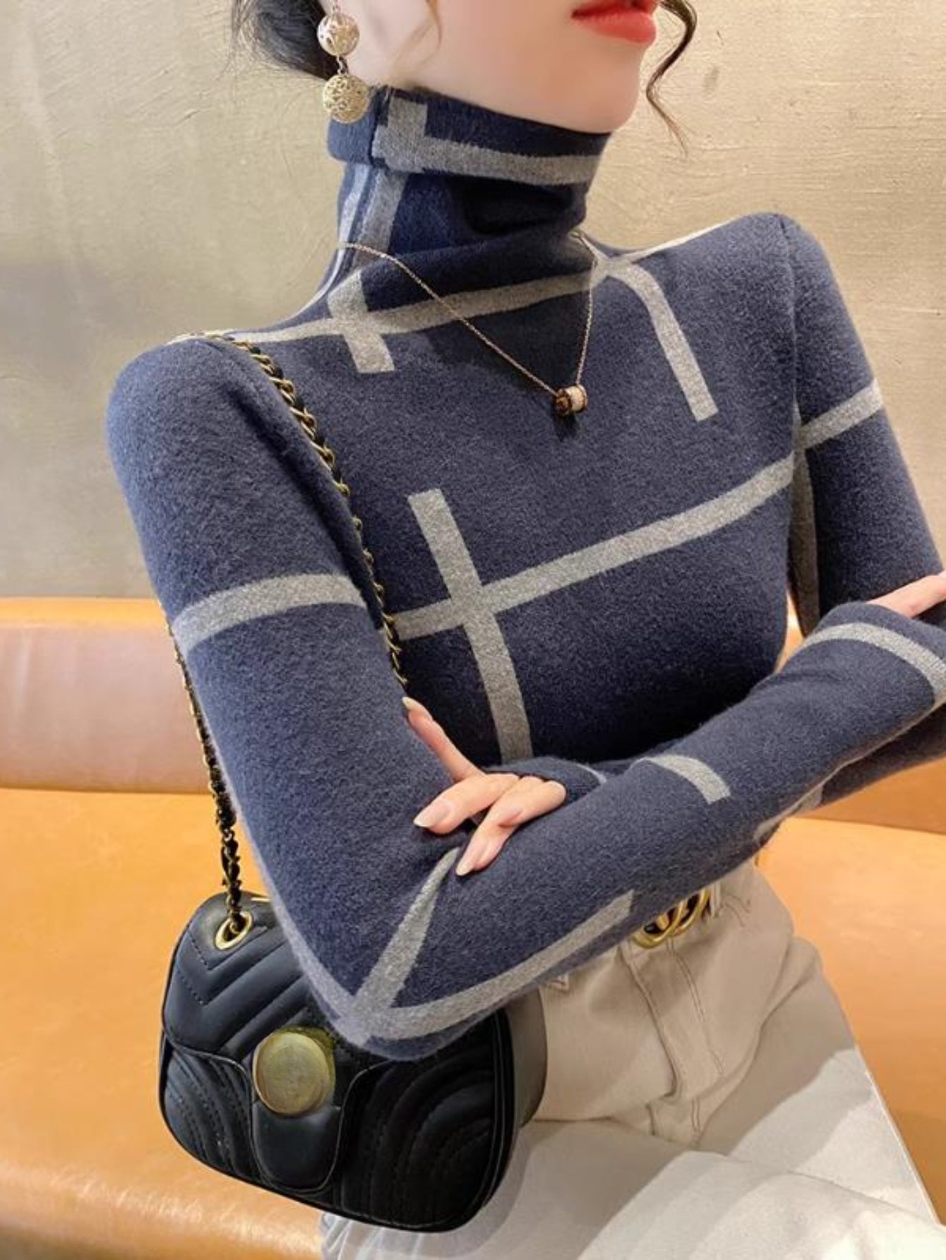 Arista | Vrouwen Slim Fit Coltrui - Lange Mouwen, Lijnenpatroon, Stijlvolle Winter Knitwear