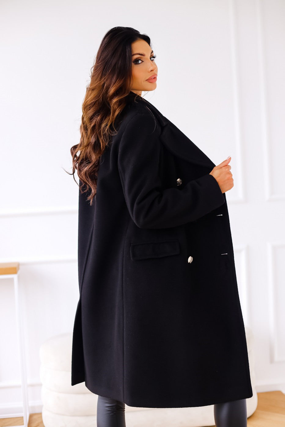 Ivany | Wollen damesjas met dubbele rij knopen - Elegante winterjas met klassiek ontwerp en warmte