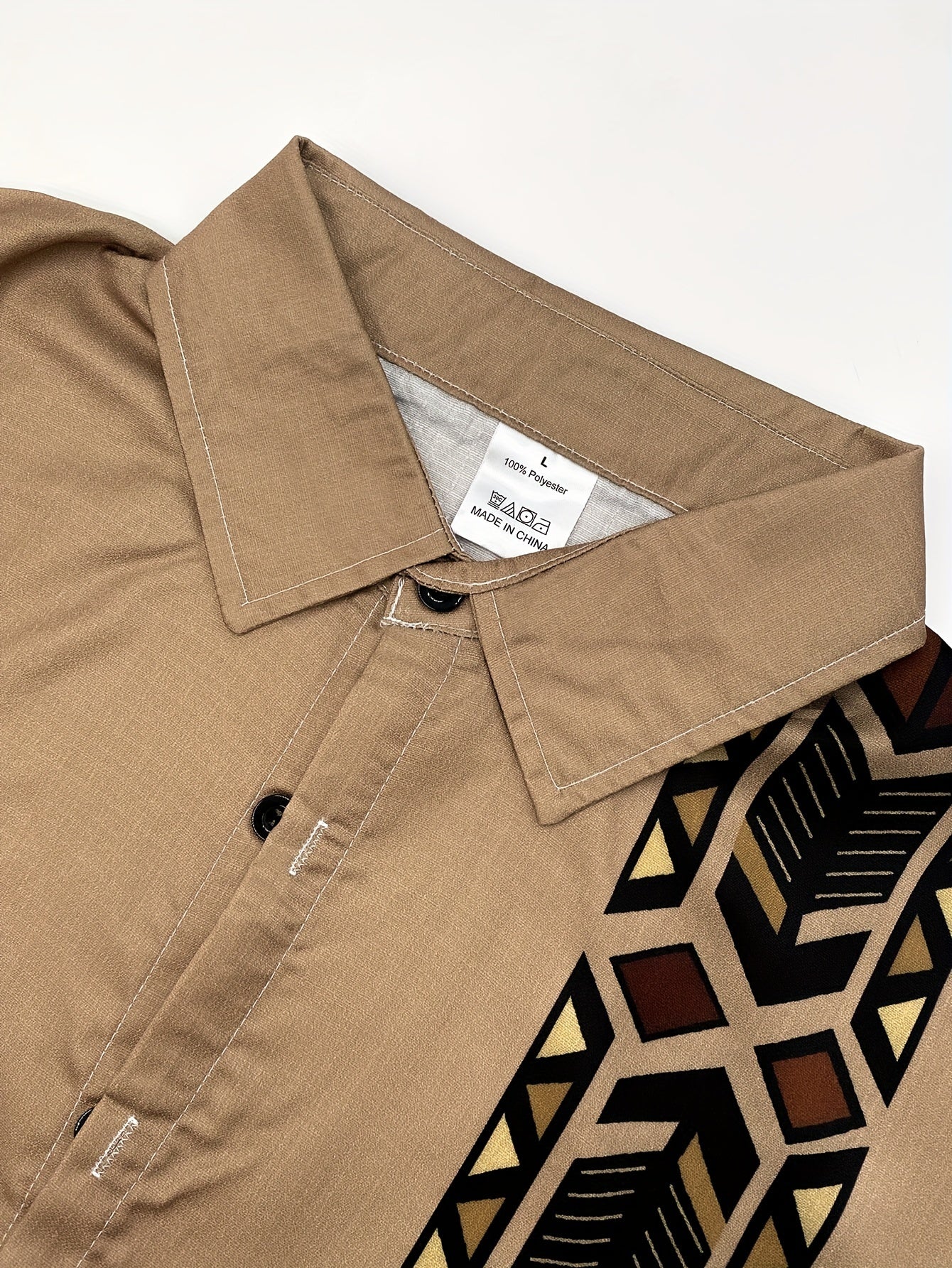 Quintus | Men's Short Sleeve Button-Down Shirt with Aztec Print