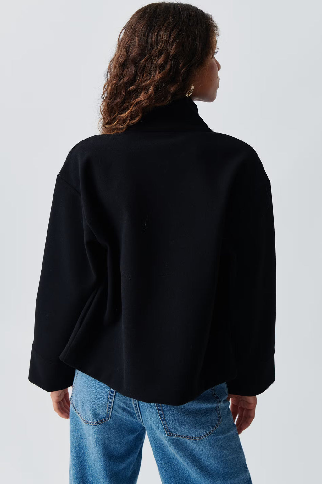 Jubria | Korte damesjas – Modieuze jas met hoge kraag en knopen, casual en elegant