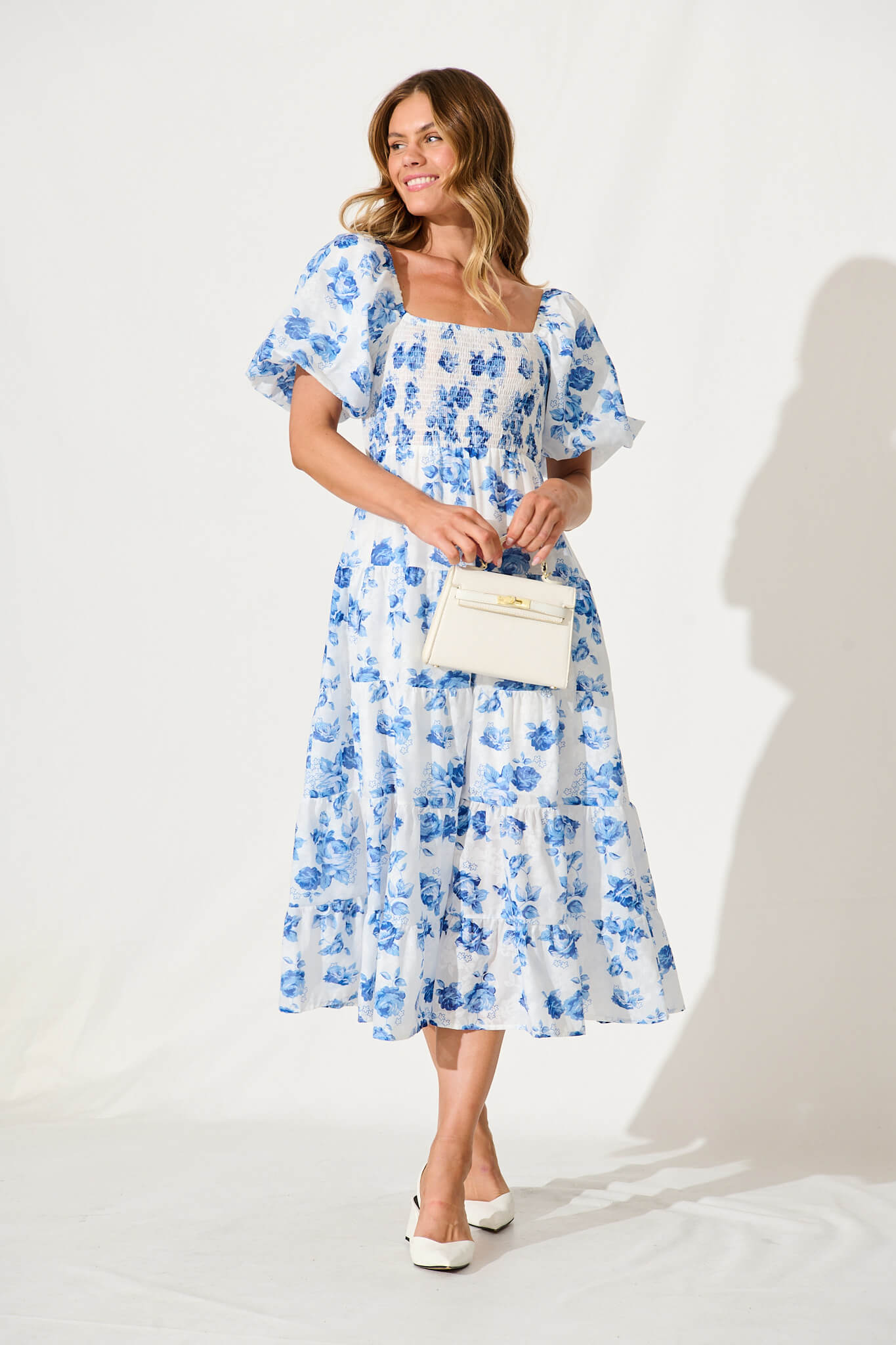 Nelissa | Trendy blauwe bloemige midi-jurk
