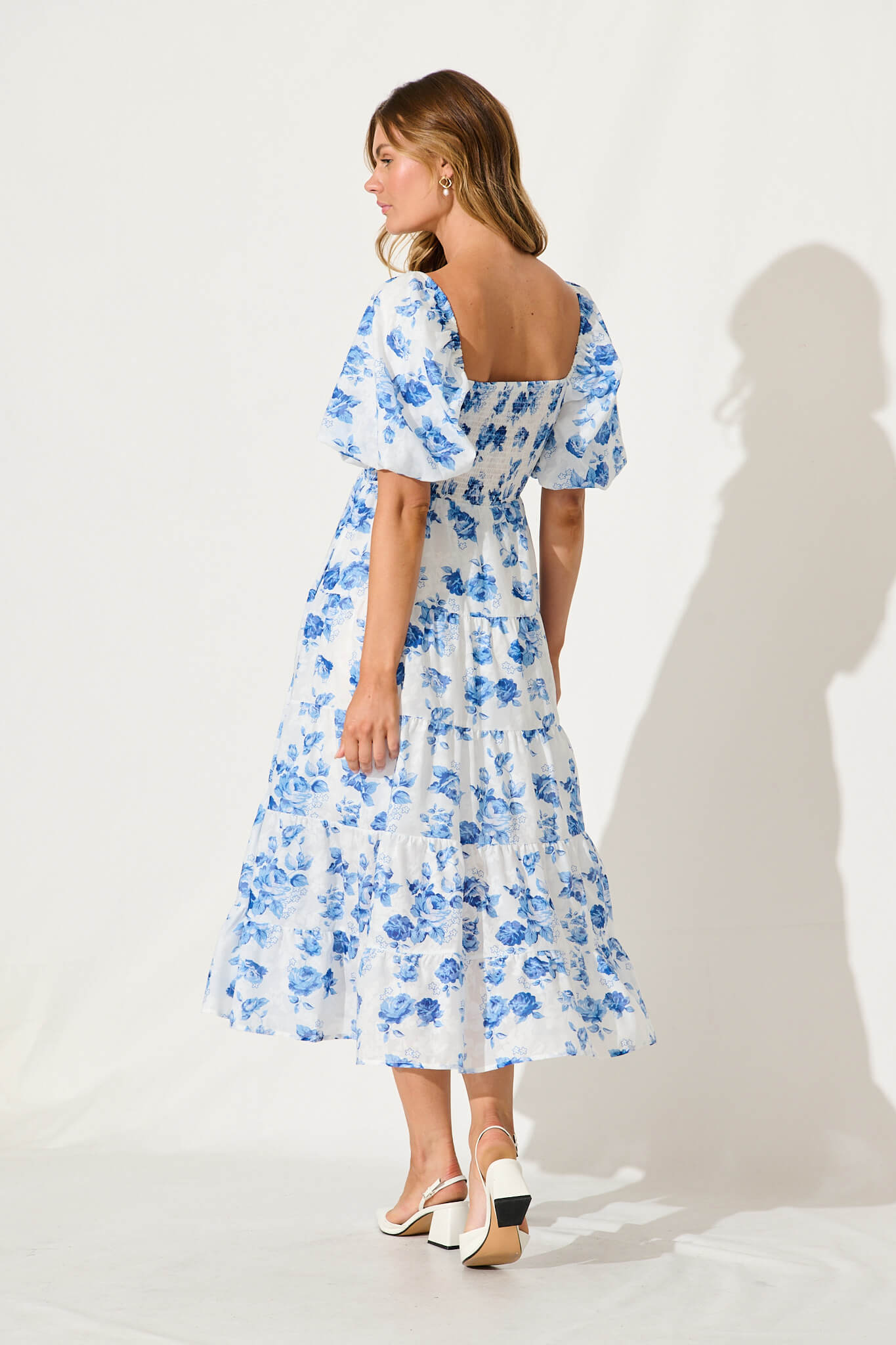 Nelissa | Trendy blauwe bloemige midi-jurk