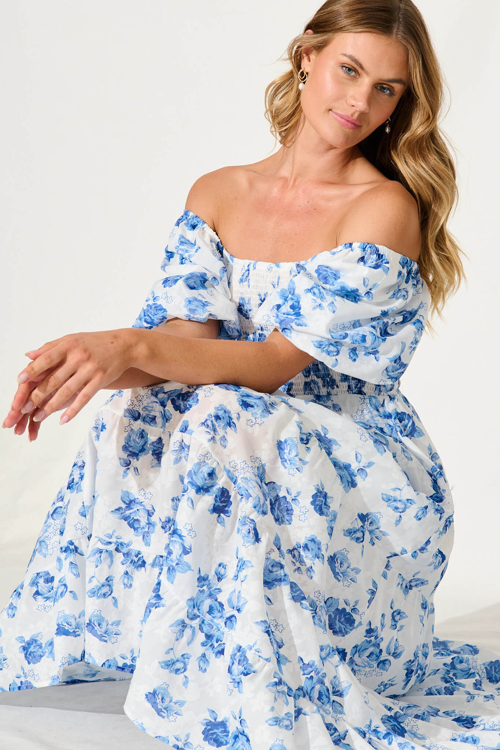 Nelissa | Trendy blauwe bloemige midi-jurk