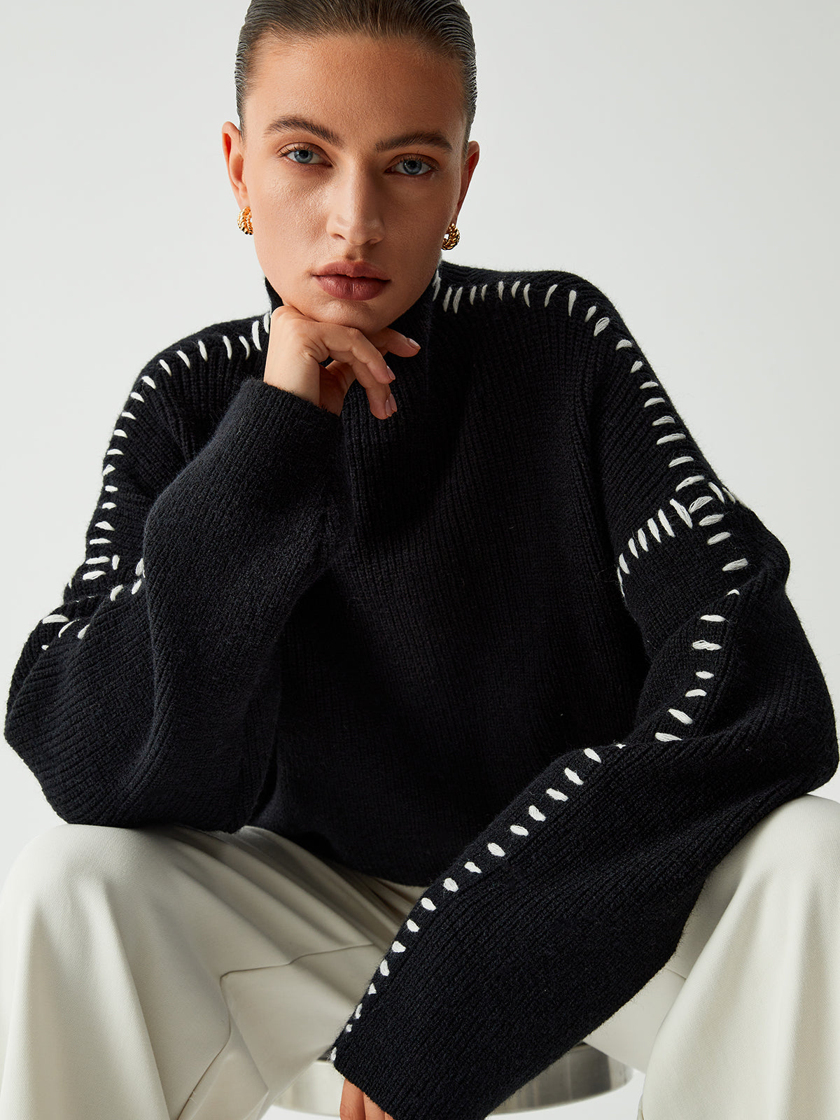 Heera | Damestrui met oversized mouwen en stiksels aan de zoom - Knusse en stijlvolle trui