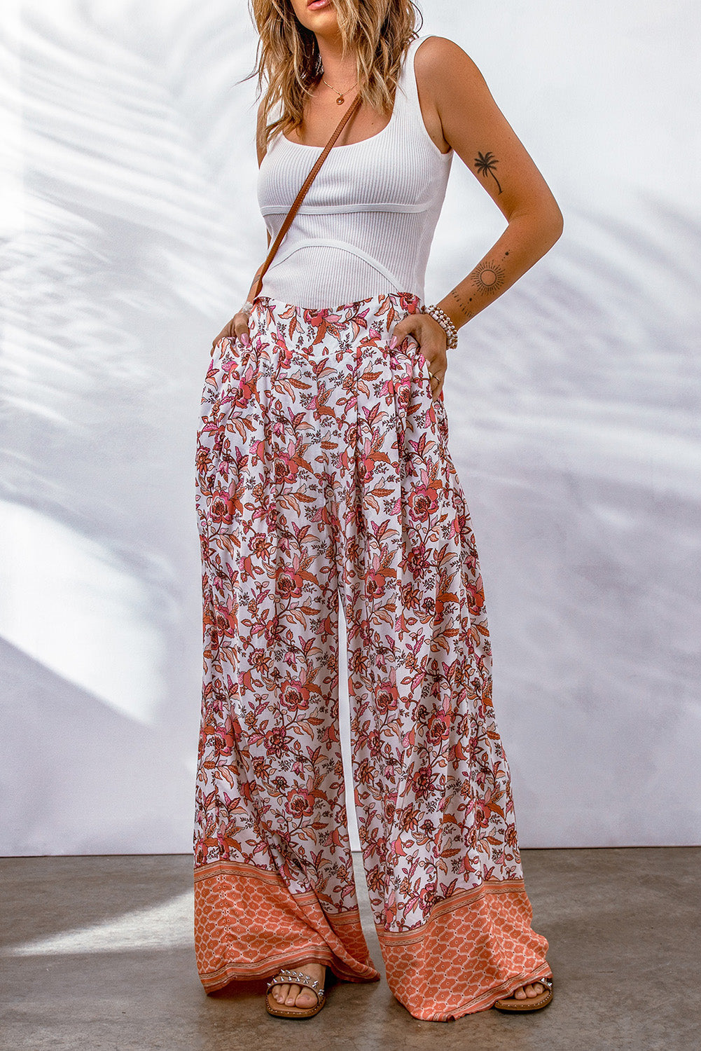 Kaden | Bloemenprint Broek met hoge taille en wijde pijpen