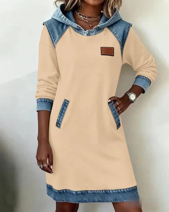 Mirana | Casual jurk met lange mouwen, denim capuchon en contrasterende stiksels – Comfortabele outfit