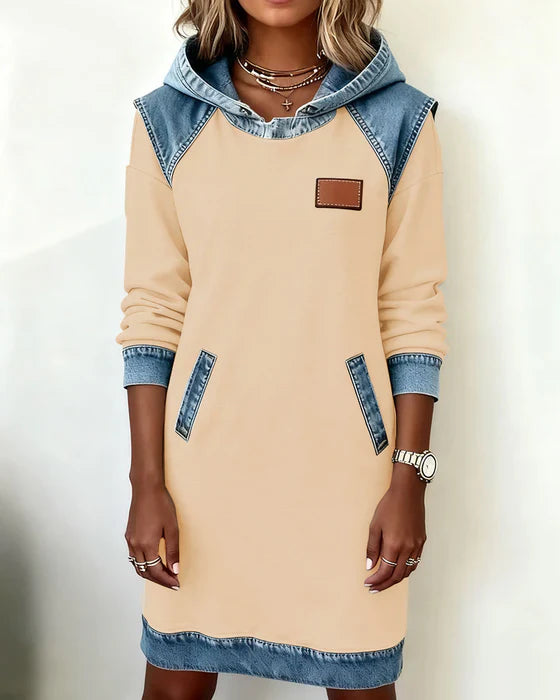Mirana | Casual jurk met lange mouwen, denim capuchon en contrasterende stiksels – Comfortabele outfit