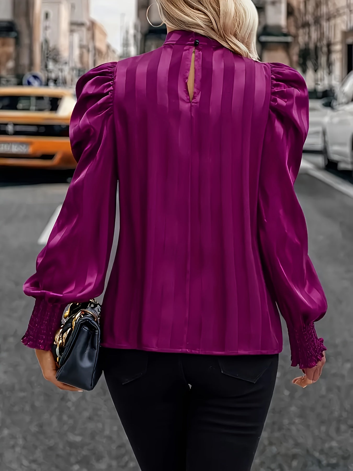 Kairi | Satijnen Hoge Hals Blouse voor Vrouwen - Elegante Top met Pofmouwen, Stijlvolle Vrouwenblouse