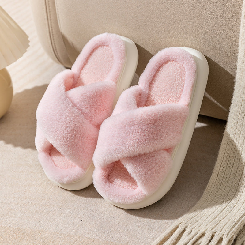Tegan | Pantoufles douillettes et moelleuses à brides croisées - Confort et douceur, chaussures d'intérieur