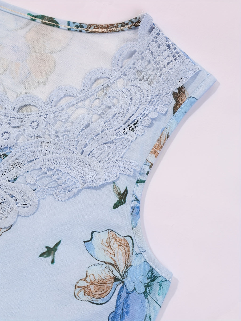 Iravina | Dames-T-shirt met bloemenprint en patchwork van kant, ronde hals, mouwloos