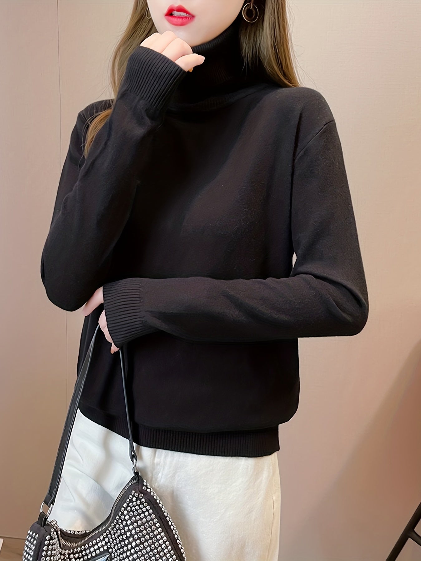 Amaranth | Plain knitted women's turtleneck sweater - Elegant long-sleeved sweater