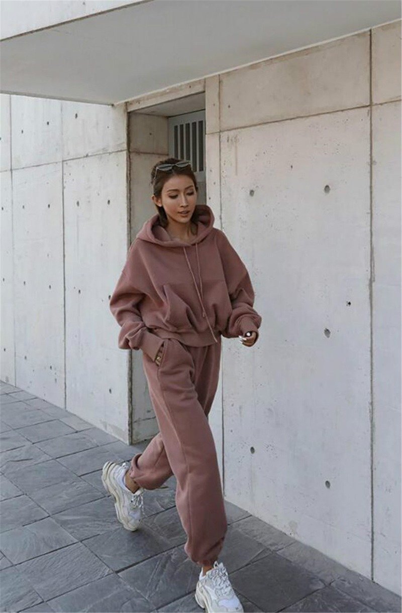 Amistra | Women's Long Sleeve Sportswear - Casual Two Piece Outfit, Athletic & Leisure Wear