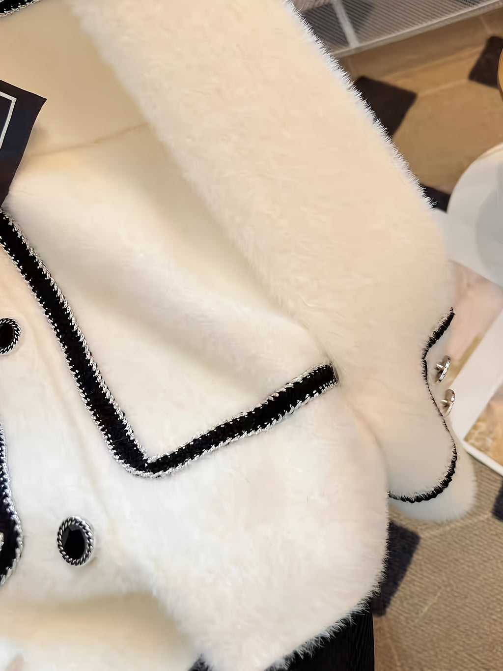 Bernice | Gebreid damesvest van nertsfleece - Knus, dik vest met lange mouwen en strikdetail