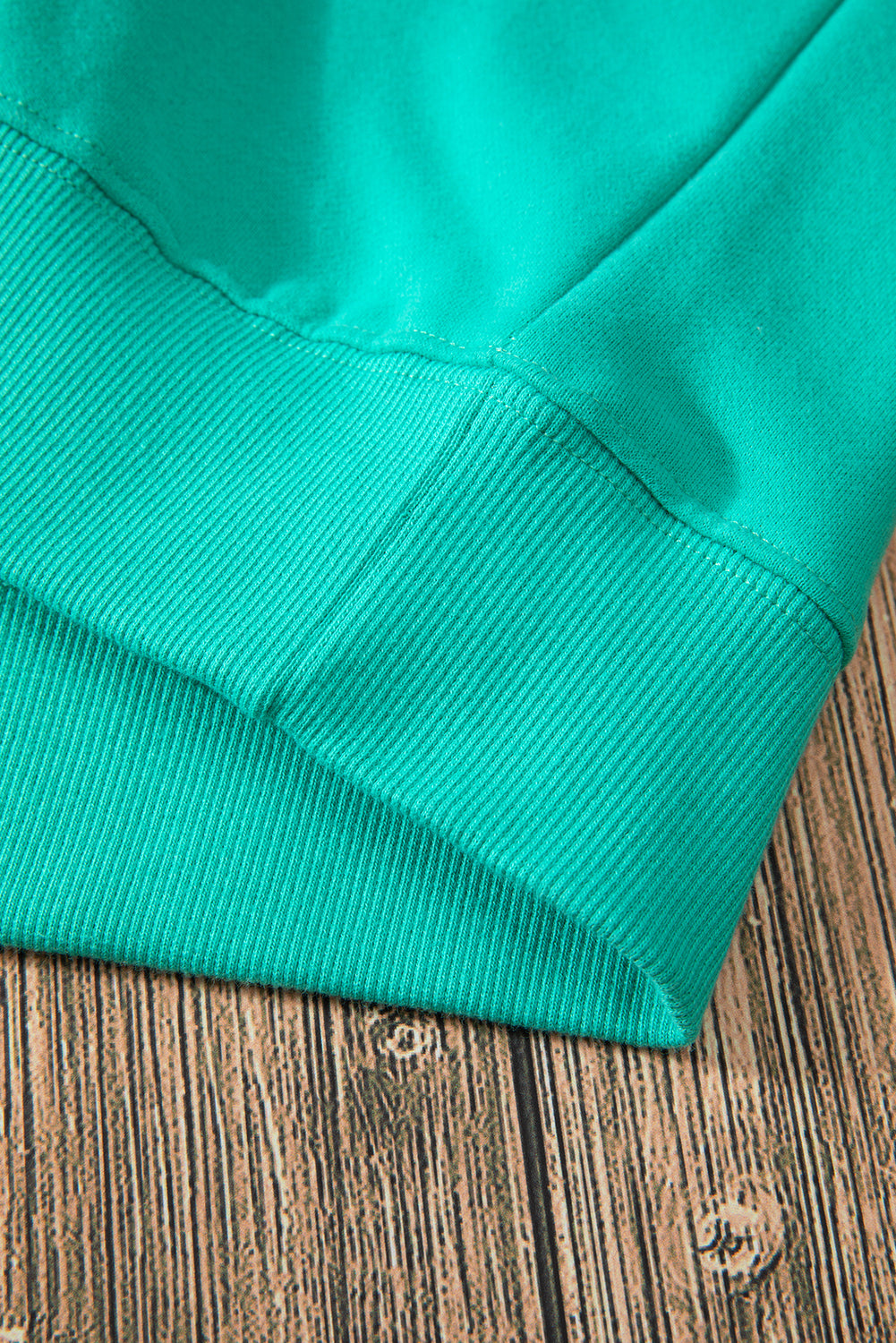 Jozina | Klassieke en eenvoudige effen fleece trui