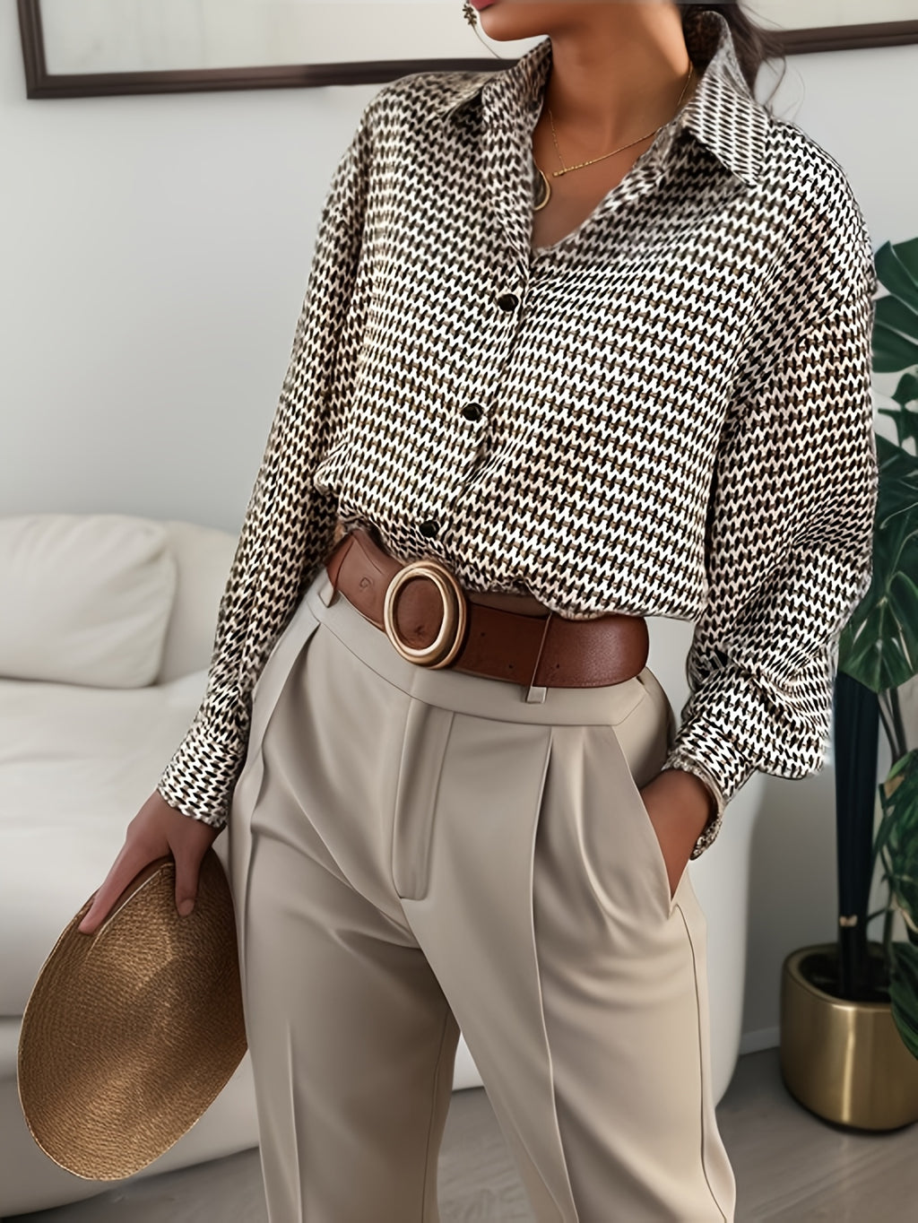 Titania | Women's long-sleeve shirt with geometric print and button placket - Stylish blouse