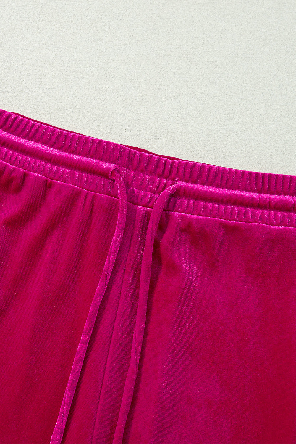 Britta | Fluwelen damestop en -broek met lange mouwen - elegante vrijetijdskleding met ruches
