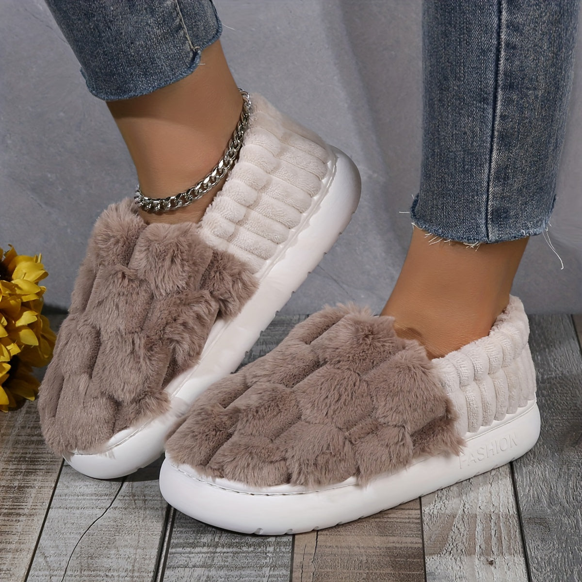 CozySlip | Pantoufles chaudes à carreaux pour femmes - Pantoufles d'intérieur décontractées, doublées de peluche