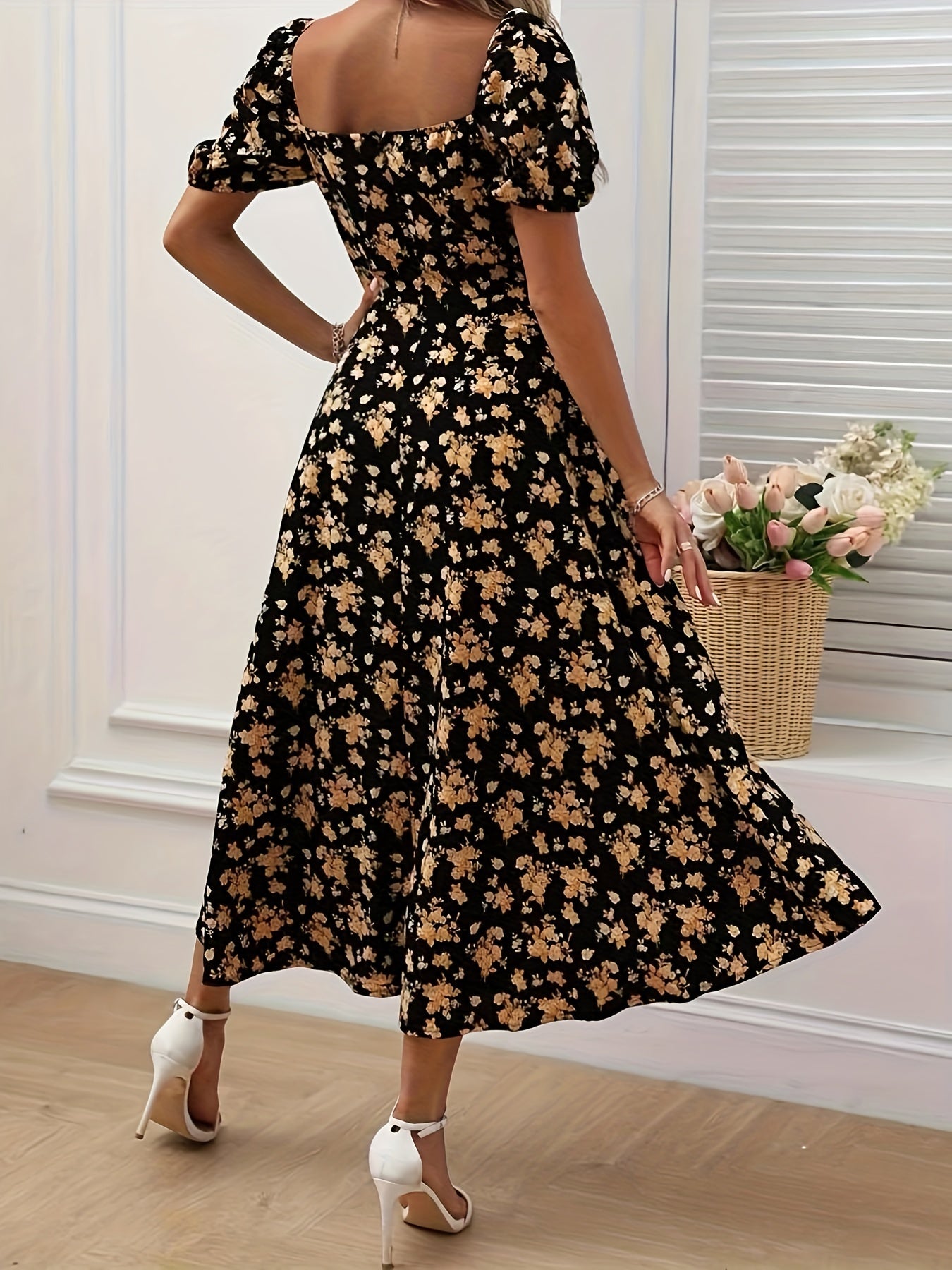 Jadzia | Floral A-line dress with puff sleeves - Chic slit hem, elegant midi dress