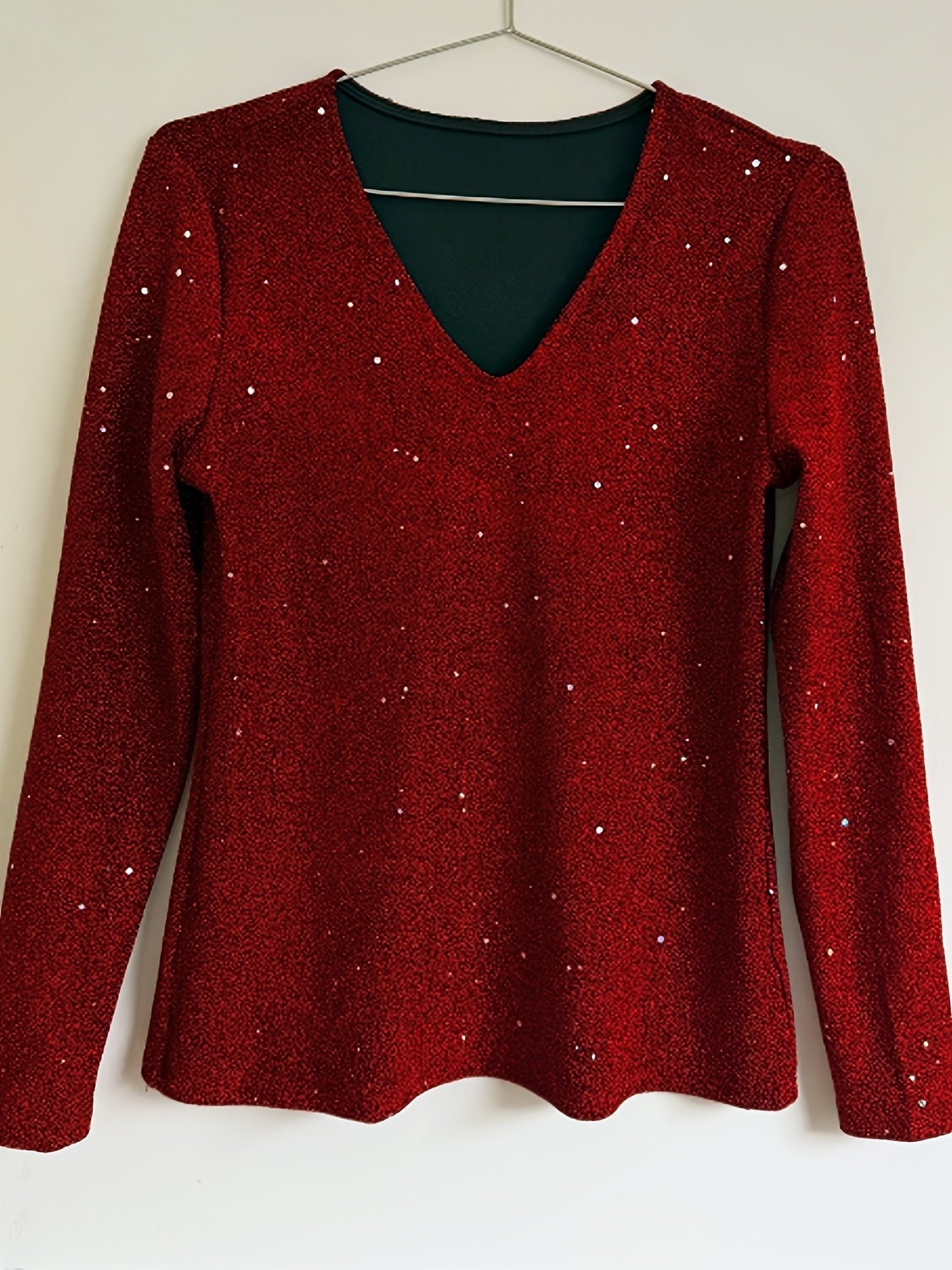 Pavlina | Elegant V-neck Long Sleeve Women's T-Shirt with Sequin Detail - Fashion Top with Style and Fit