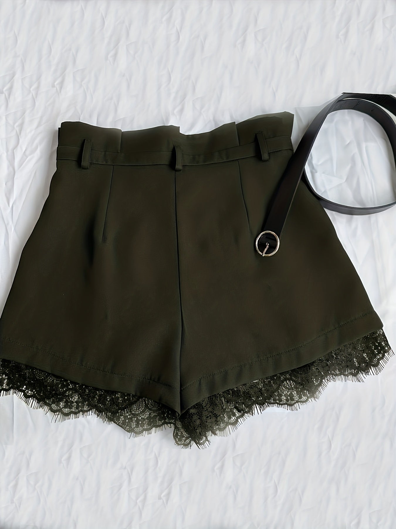 Islyra | Kantbroekje voor dames – Elegante zomerbroek met hoge taille en losse pasvorm