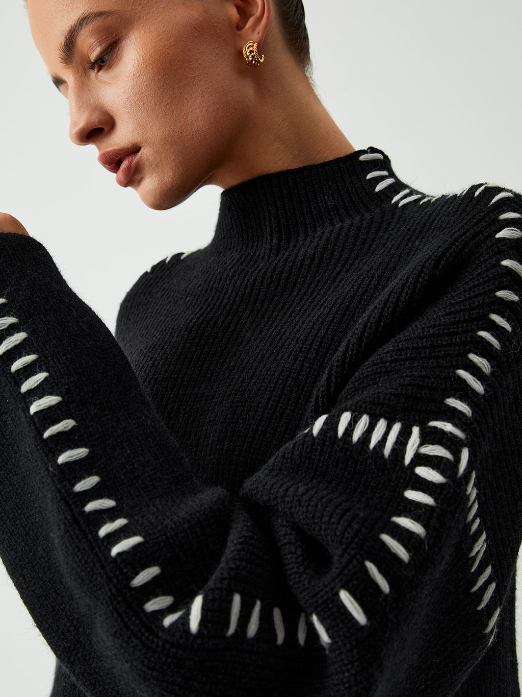 Heera | Damestrui met oversized mouwen en stiksels aan de zoom - Knusse en stijlvolle trui