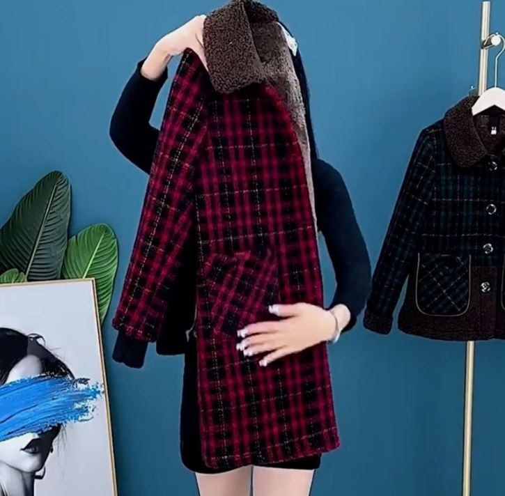 Kalia | Halflange geruite damesjas met pluche kraag - Stijlvolle winterkleding
