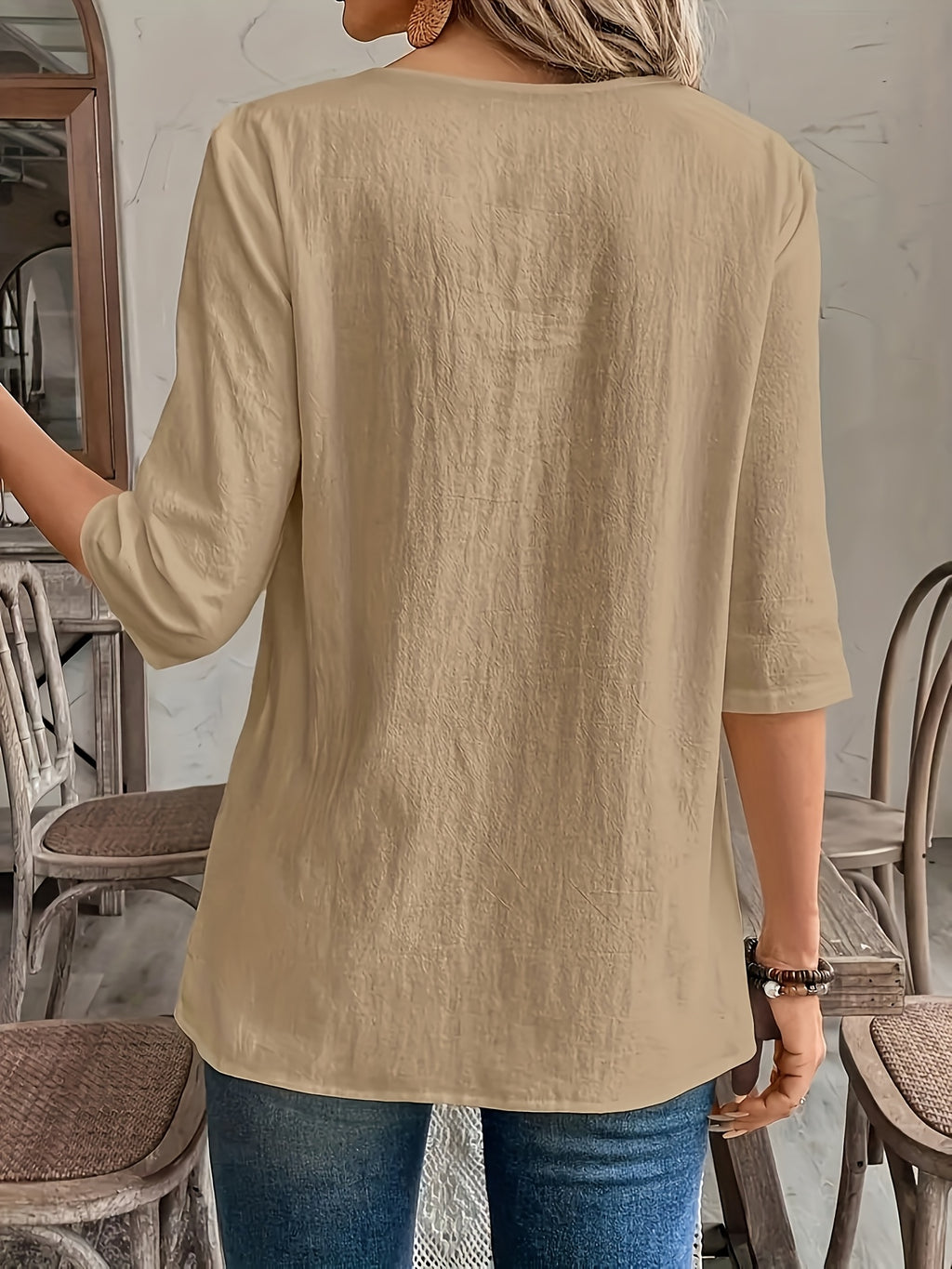 Ferene | Casual Women's Round Neck Shirt with Patchwork Hem, 3/4 Sleeves