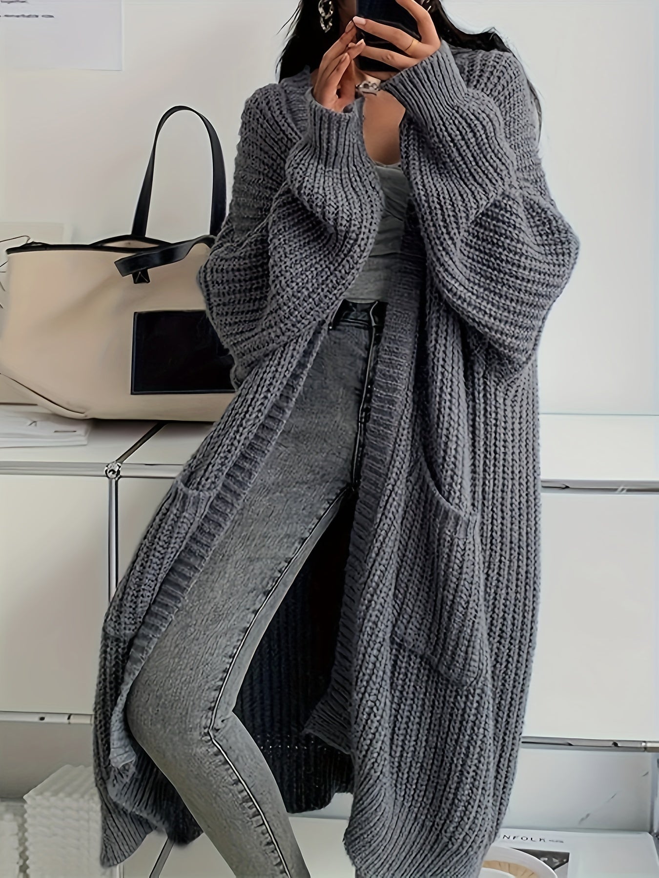 Noomi | Gilet long uni pour femme, ouvert sur le devant, manches longues décontractées et épaules dénudées
