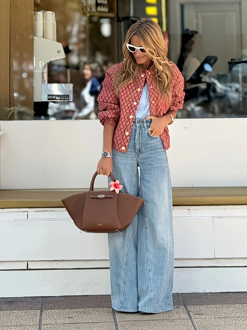 Delysia | Retro Chic gebloemd damesvest - rood met witte knoopjes, casual lichtgewicht