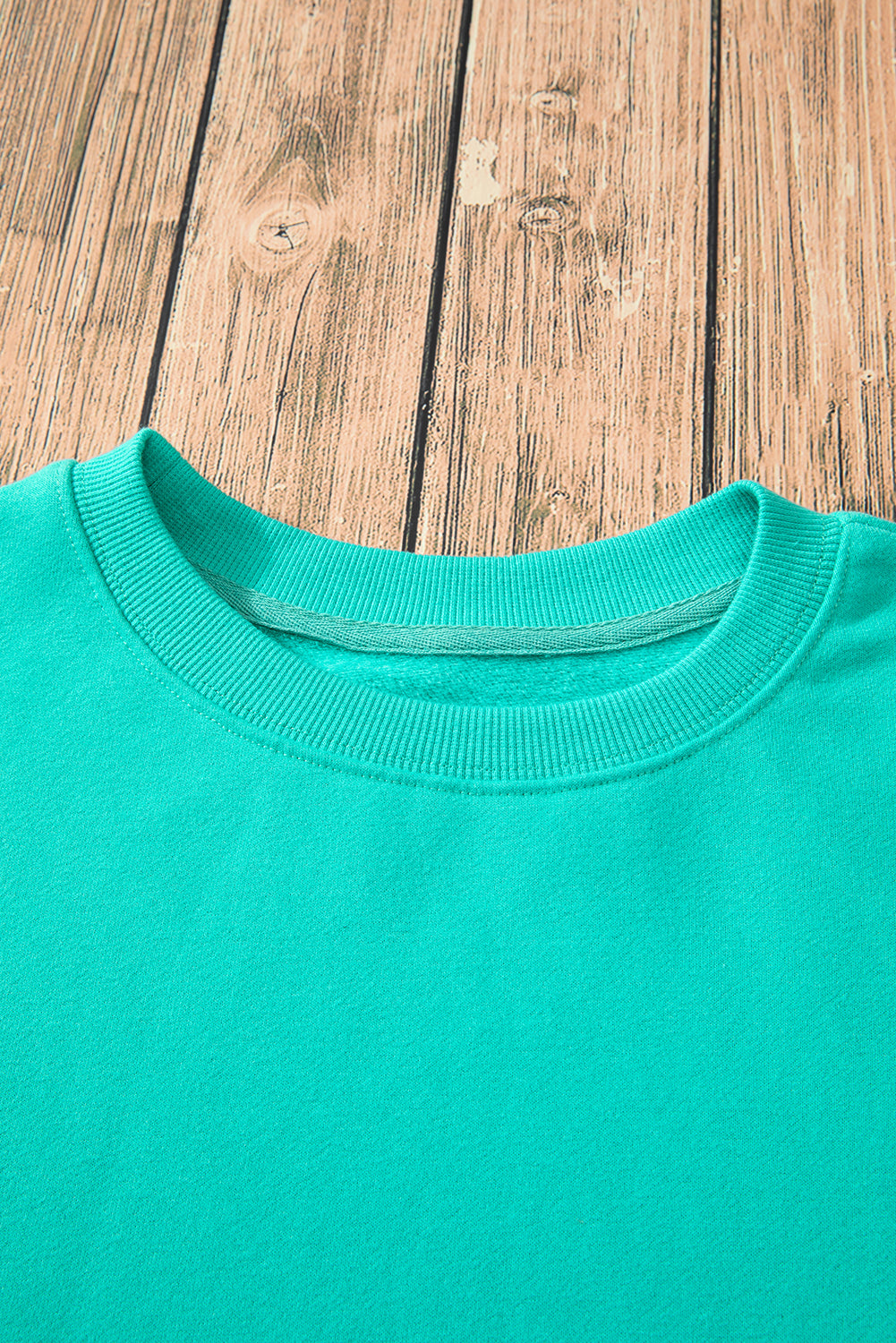 Jozina | Klassieke en eenvoudige effen fleece trui