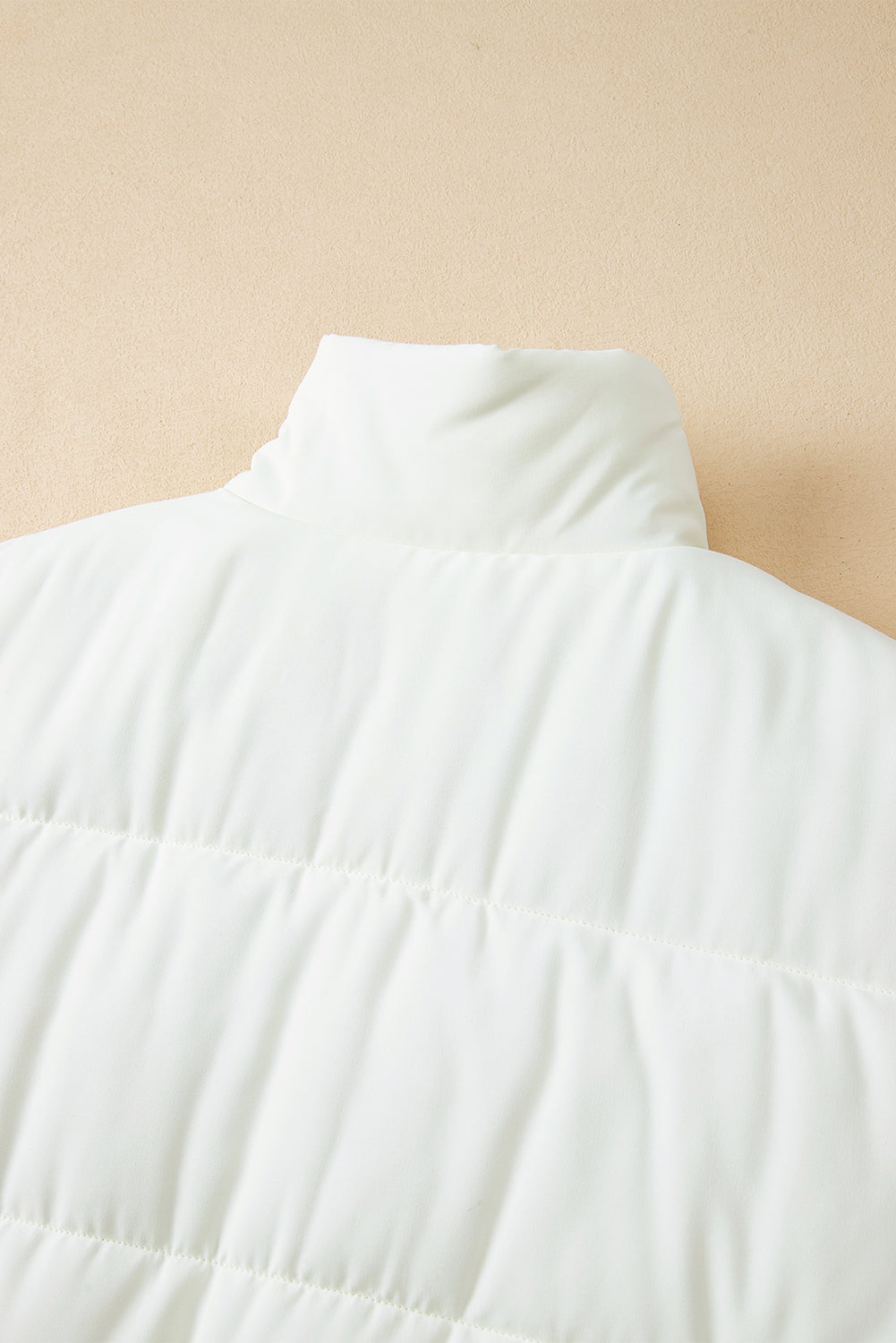 Laufey | Oversized mouwloos damesvest met rits en staande kraag - warme, knusse winterkleding