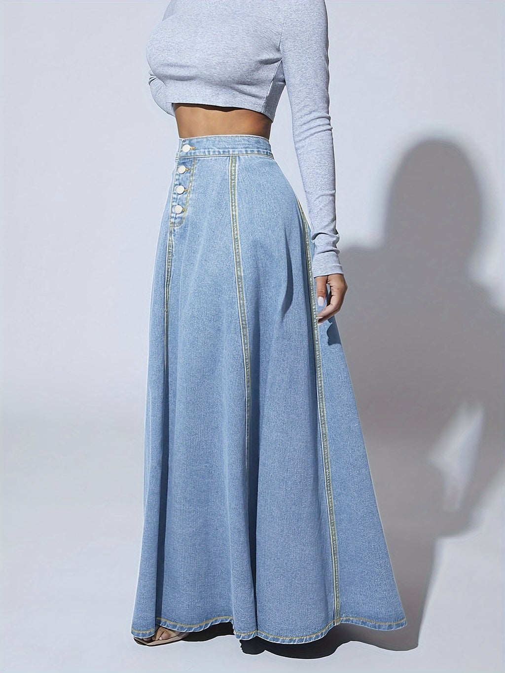 Melina | Hoog uitlopende enkelvoudige geruite maxi flare denim rok