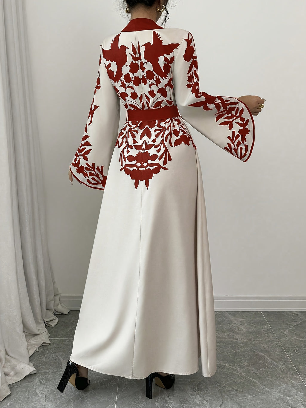 Lioris | Women's Floral Maxi Dress - Long Sleeves, Loose A-Line