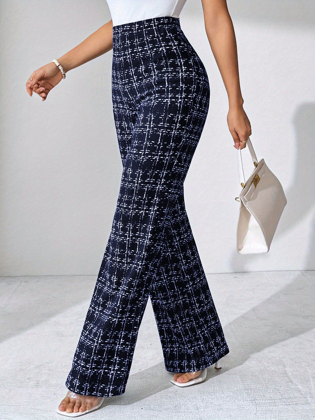 Laverna | Hoge taille geruite tweed flare broek voor dames – Rekbare casual broek met wijde pijpen