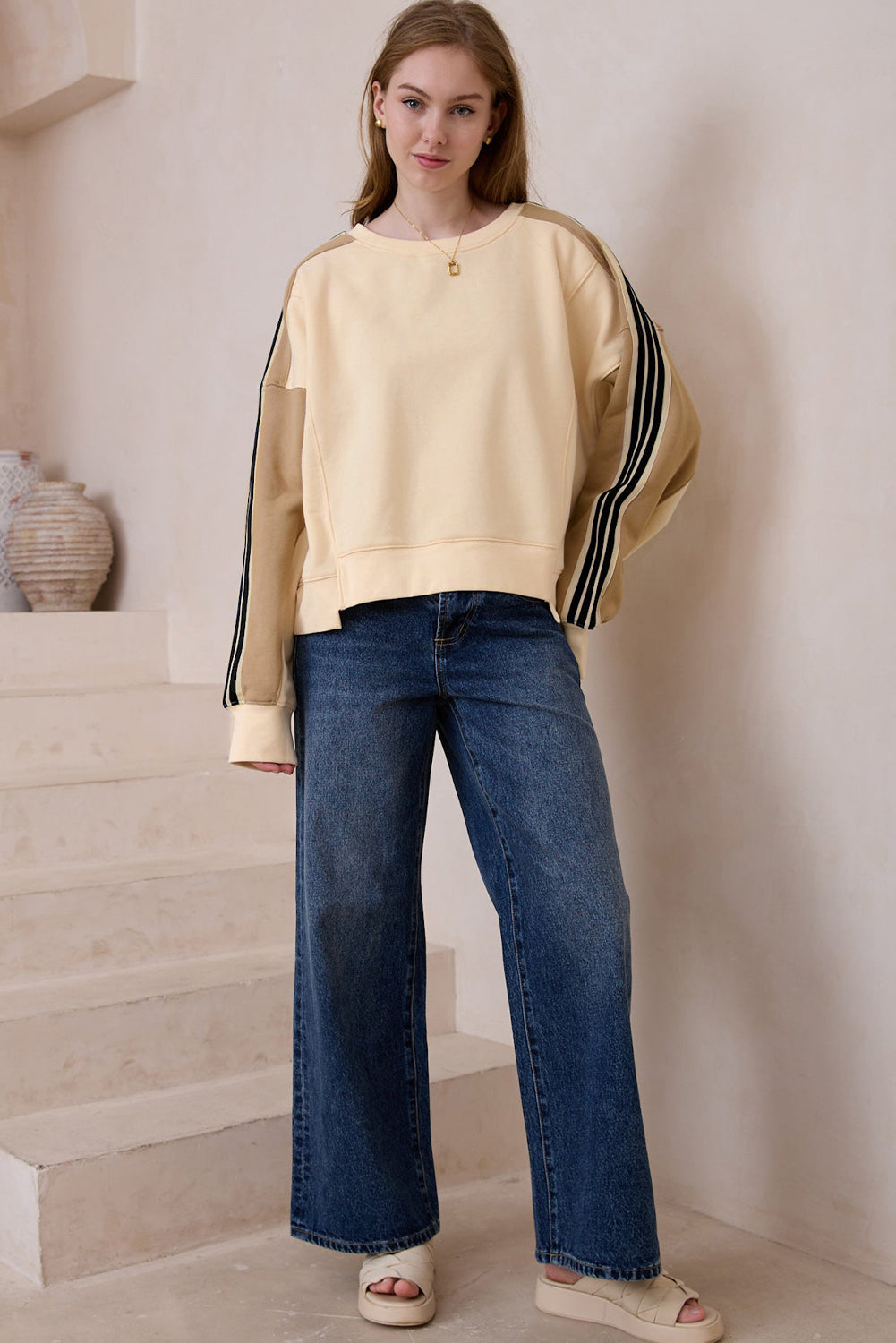 Amira | Beige Gestreept Patchwork Losvallende Schouder Sweatshirt voor Dames