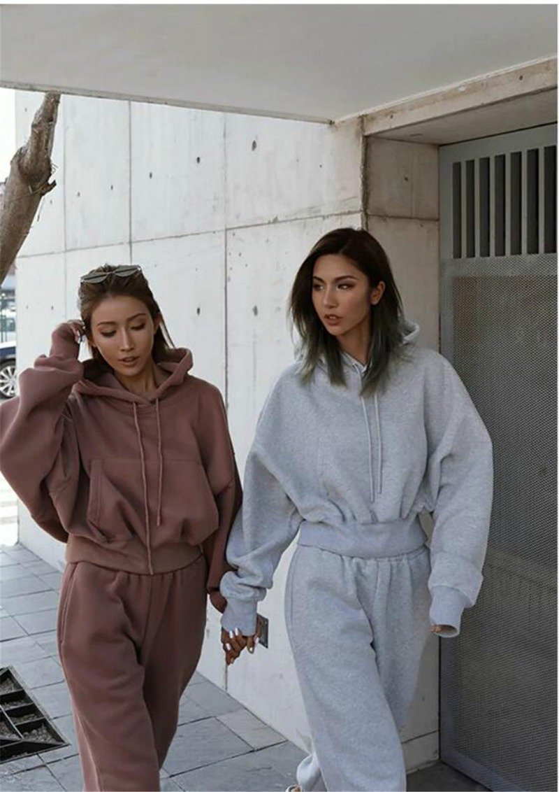 Amistra | Women's Long Sleeve Sportswear - Casual Two Piece Outfit, Athletic & Leisure Wear