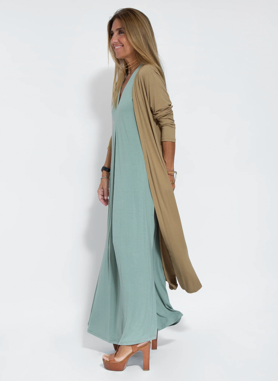 Faldrynna | Elegante lange jurk en vest - Stijlvolle tweedelige damesoutfit
