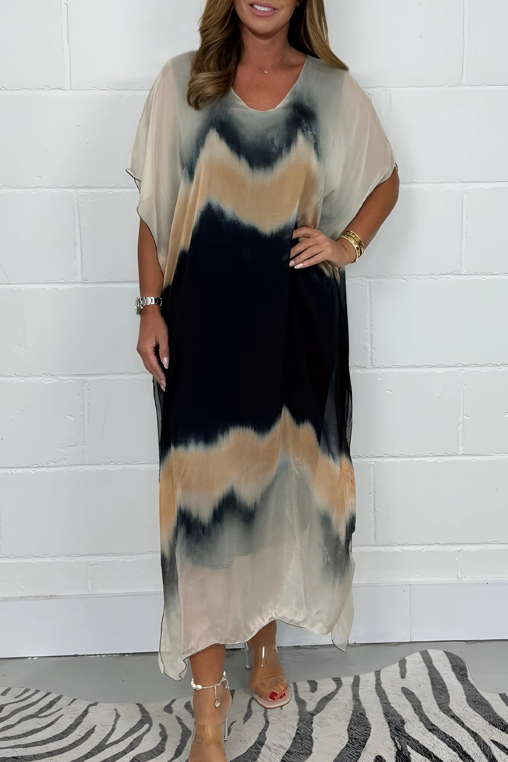 Hespera | Kaftan in grote maten met tie-dye-print – Lichtgewicht strandjurkje