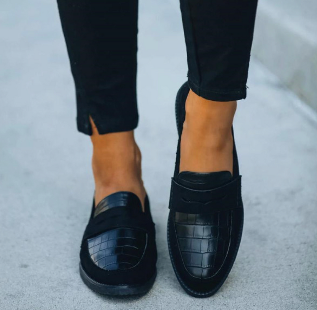 Ortensia | Chaussures pour femmes à imprimé crocodile - Ballerines classiques à enfiler avec une texture élégante