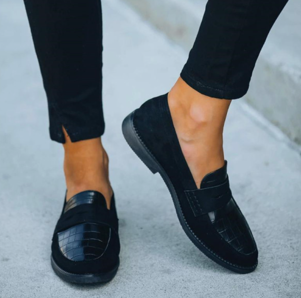 Ortensia | Chaussures pour femmes à imprimé crocodile - Ballerines classiques à enfiler avec une texture élégante