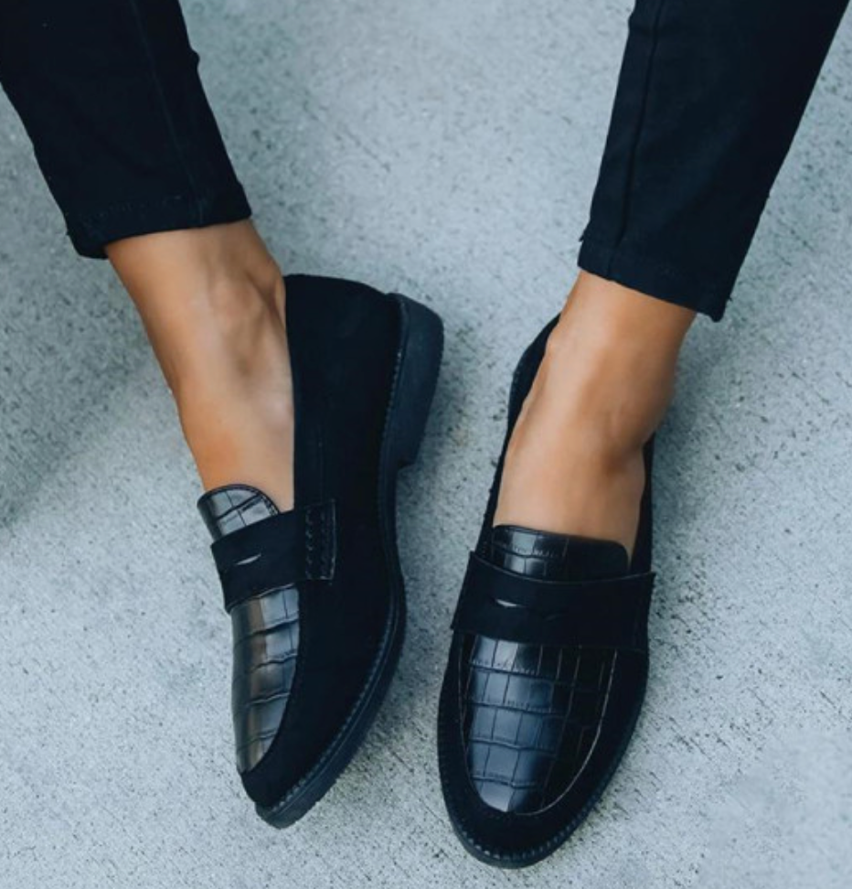 Ortensia | Chaussures pour femmes à imprimé crocodile - Ballerines classiques à enfiler avec une texture élégante