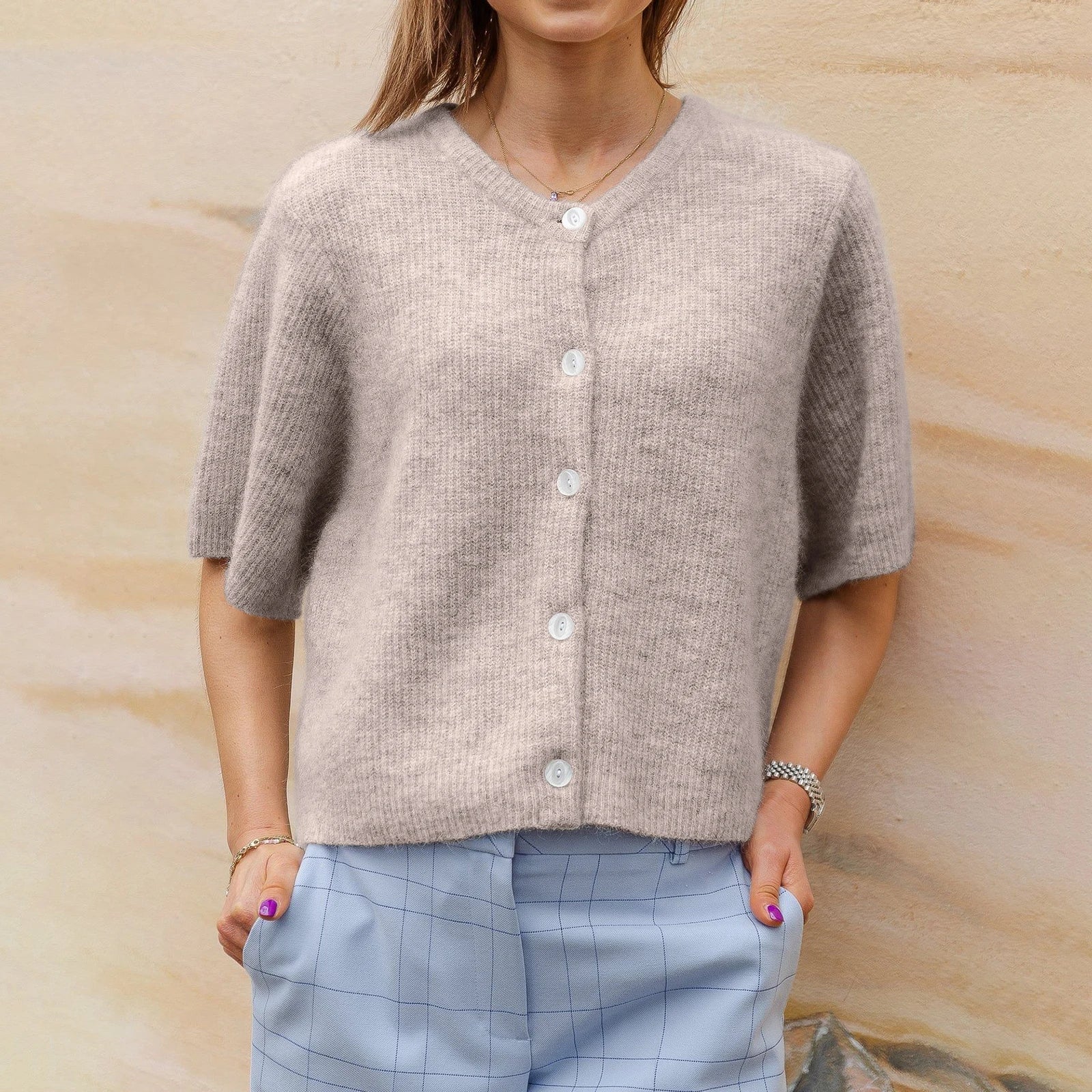 Cavara | Vintage vest met korte mouwen voor dames – Gebreide top met knopen, zachte trui
