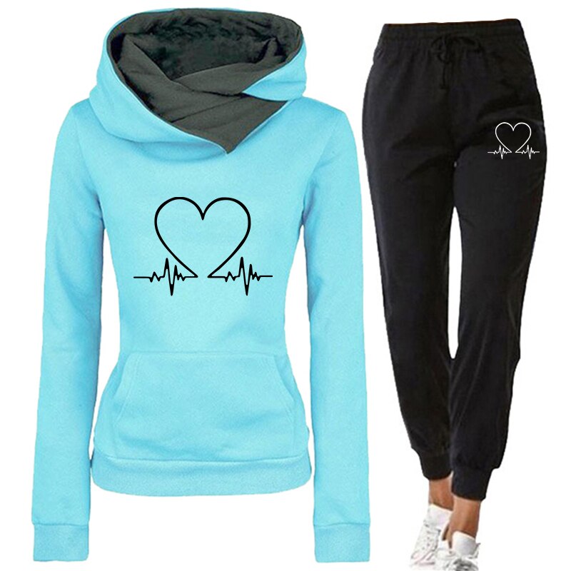 Larenna | Comfortabele hoodie- en joggingbroekenset – hartjesprint, warme, zachte loungewear