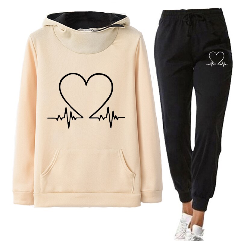 Larenna | Comfortabele hoodie- en joggingbroekenset – hartjesprint, warme, zachte loungewear