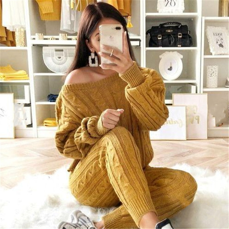 Harlowe | Warm Knitted Women's Long-Sleeved Top and Legging Set - Cozy Winter Loungewear