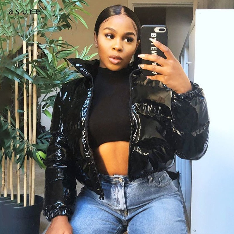Narella | Glanzend cropped pufferjack met opstaande kraag - Dames Wintermode